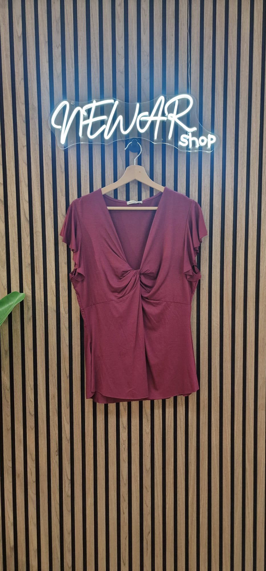 MAGLIA SCOLLO A V INCROCIATO OVER